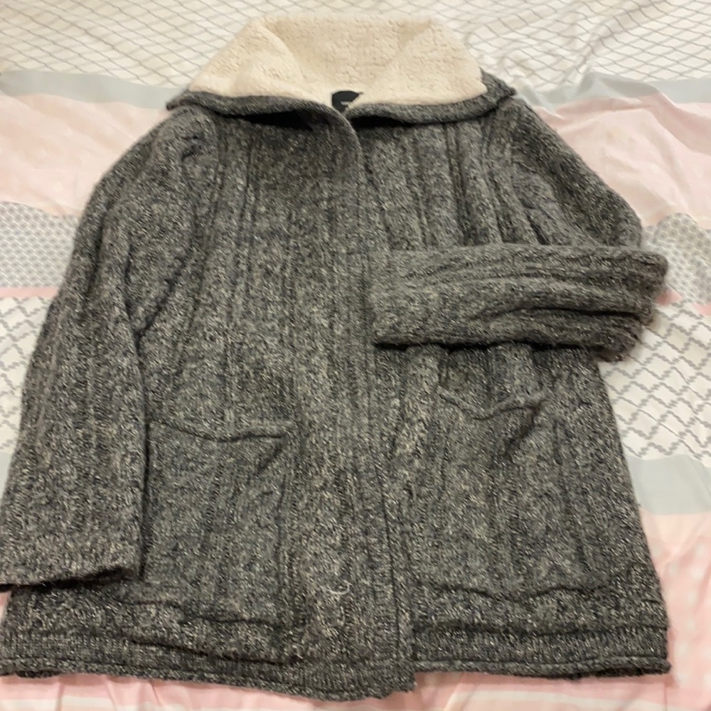 Forever 21 Sweater